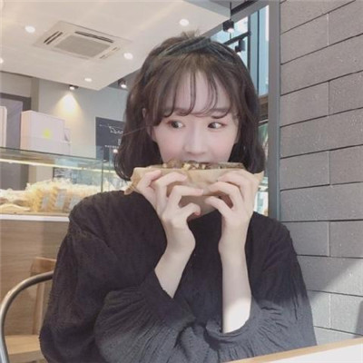 手绘唯美女生头像可爱图片