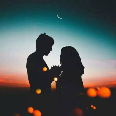 男左女右背影情侣头像