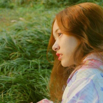简单气质森系女生头像