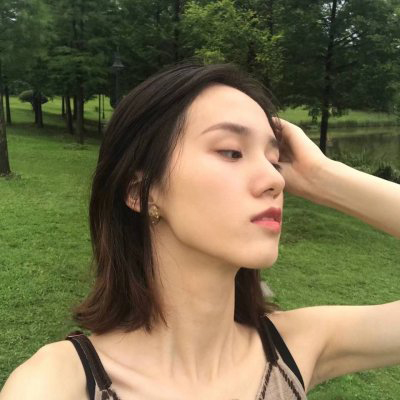 简单气质森系女生头像