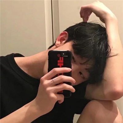 2018最火爆微信头像不露脸男生霸气头像图片