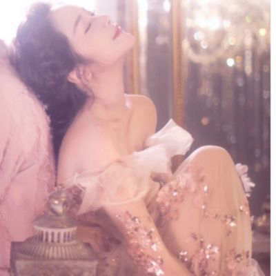 女生婚纱头像