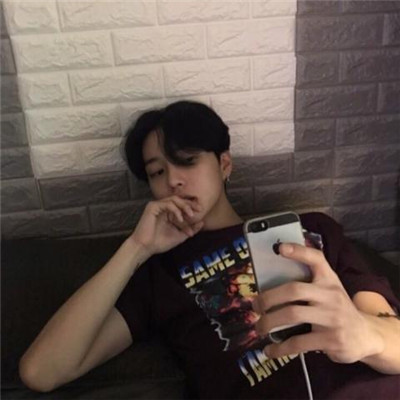 伤感qq头像动漫男生背影头像图片