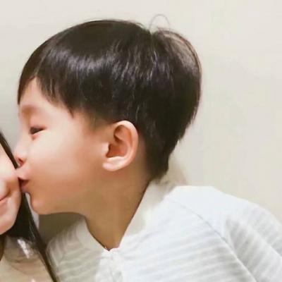 超萌可爱小孩子情侣头像一对两张