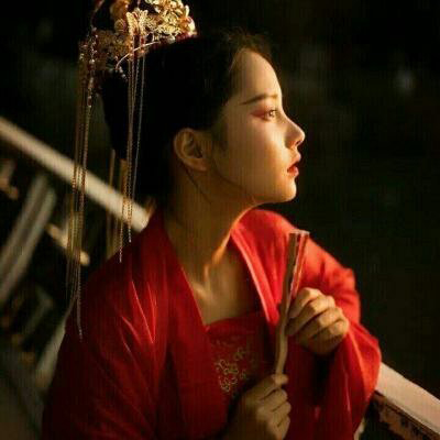 森系复古文艺女生头像