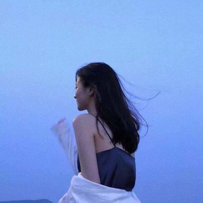 好看侧身侧面女生头像图片