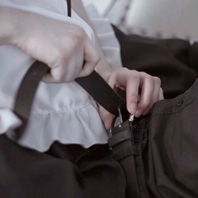 最好看最污的情侣头像 浴室真人污情头一对两张图片