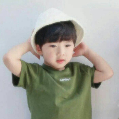 情头萌娃一男一女分开 呆萌情侣头像小孩真人