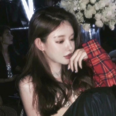 网红情侣头像一男一女 最火的单人高冷网红常用头像图片