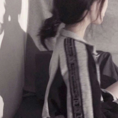 高冷闺蜜头像一人一张 超级好看的部位女头