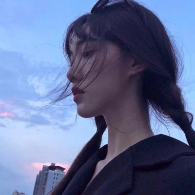 超酷女生头像高冷霸气病态图片