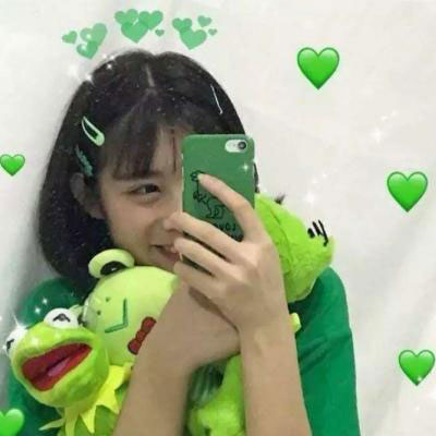 高清穿绿色衣服女生qq头像图片