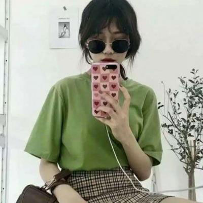 高清穿绿色衣服女生qq头像图片