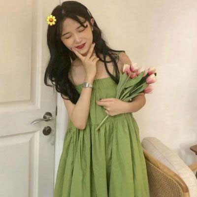 高清穿绿色衣服女生qq头像图片