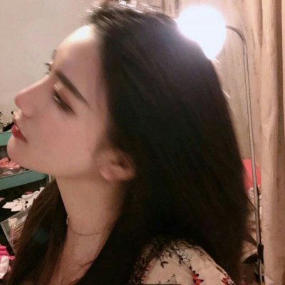 素颜美女生活照真人头像