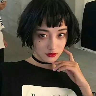 高傲的头像 霸气冷艳女生头像