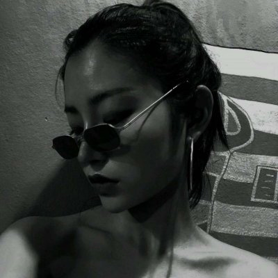 灰色qq头像 女生黑白系伤感头像