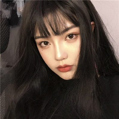 戴复古圆眼镜女生头像图片
