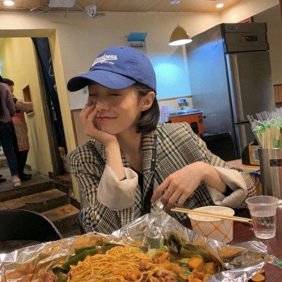 90后美女qq静态头像图片