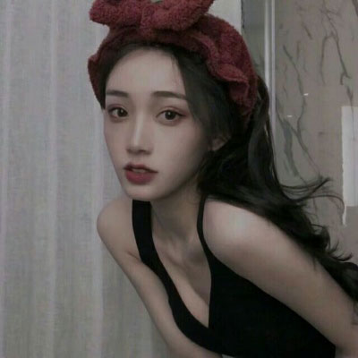 很拽的头像 很霸气很拽的女生头像