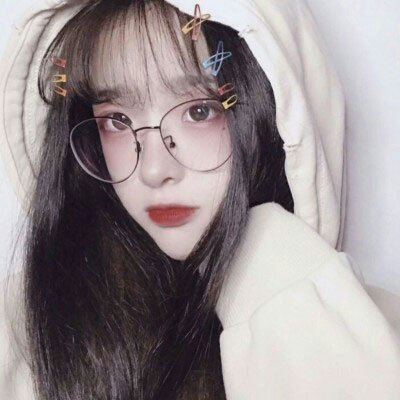 很拽的头像 很霸气很拽的女生头像
