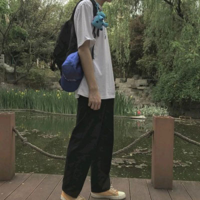 文艺男头像 男生头像清新成熟唯美图片