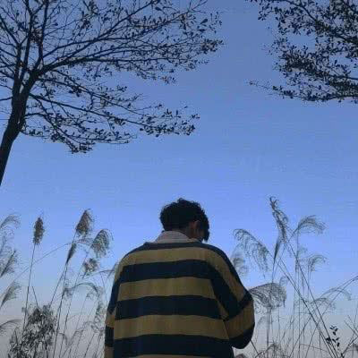 男生头像简约小清新 文艺阳光侧脸男生图片