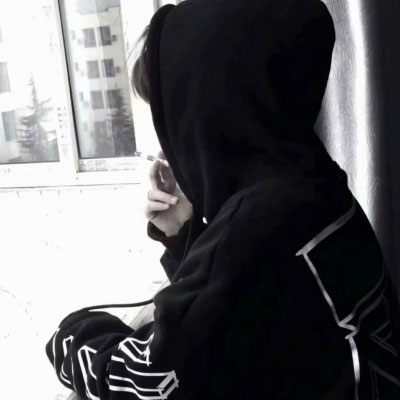 落寞头像 男生孤单落寞的背影图片