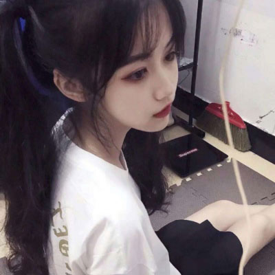 初中生女孩14岁图片 13-14岁漂亮女孩照片