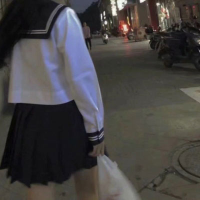 背影头像女生唯美漂亮 侧面气质的女生小清新图片