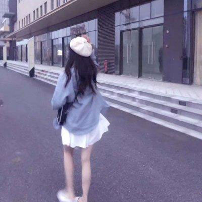 背影头像女生唯美漂亮 侧面气质的女生小清新图片