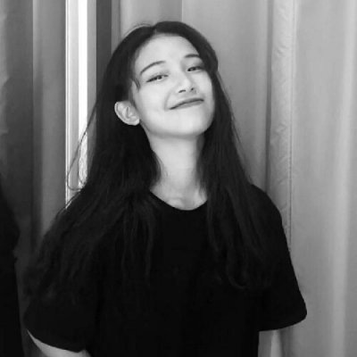 女生头像笑的很灿烂 阳光爱笑开朗很治愈女生图片