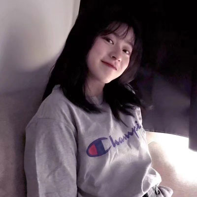 女生头像笑的很灿烂 阳光爱笑开朗很治愈女生图片