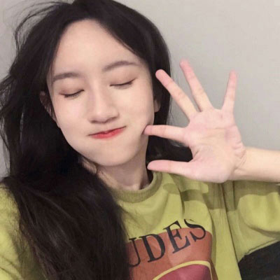 女生头像笑的很灿烂 阳光爱笑开朗很治愈女生图片