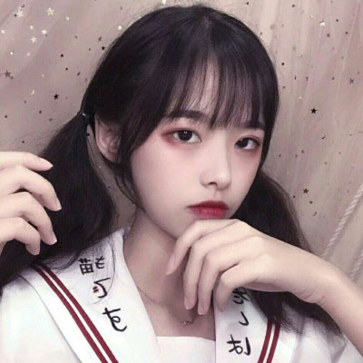 15岁同一个人的女生照片 好看真实真人一套照片