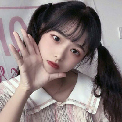 15岁同一个人的女生照片 好看真实真人一套照片