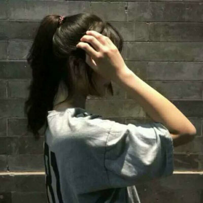 最近很火的ins头像 ins最火头像女