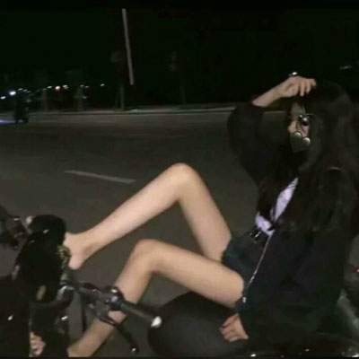 最近很火的ins头像 ins最火头像女