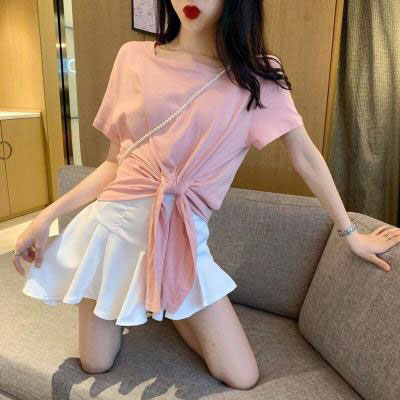 细腿女生一览 少女图片头像唯美真人在床上