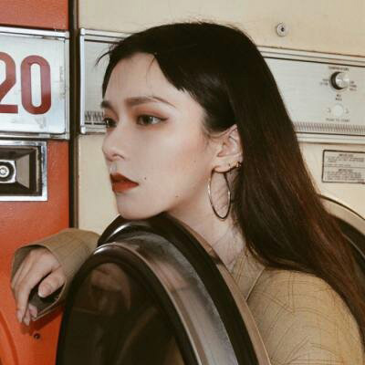 女生头像高冷女王范 御姐范头像气质侧脸