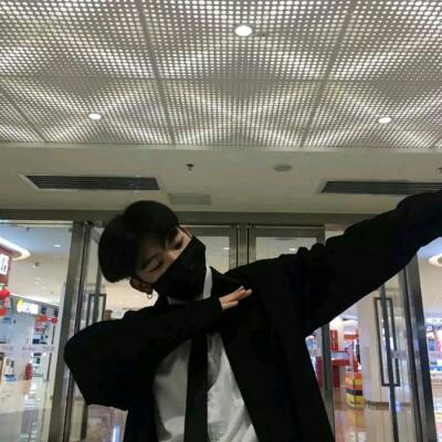 真实帅哥头像图片大全 同一个人韩国帅哥图片头像
