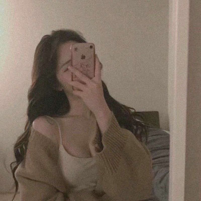 女生锁骨图片 锁骨很漂亮的女生照片