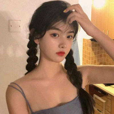 女生锁骨图片 锁骨很漂亮的女生照片