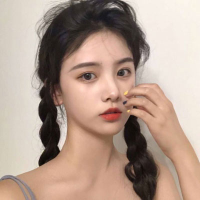 女生锁骨图片 锁骨很漂亮的女生照片