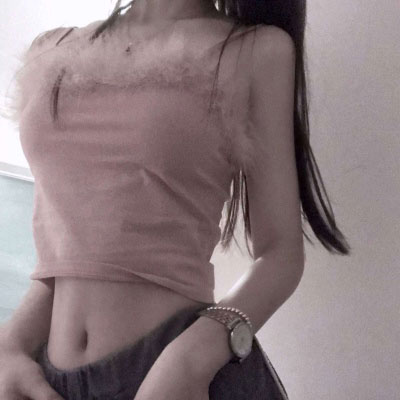 女生锁骨图片 锁骨很漂亮的女生照片