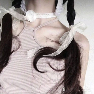 女生锁骨图片 锁骨很漂亮的女生照片