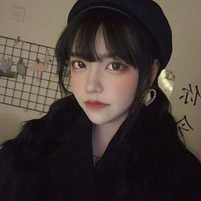 19岁漂亮女孩20张照片 真实单纯女生自拍照至少10张