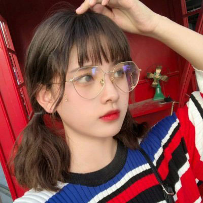 19岁漂亮女孩20张照片 真实单纯女生自拍照至少10张