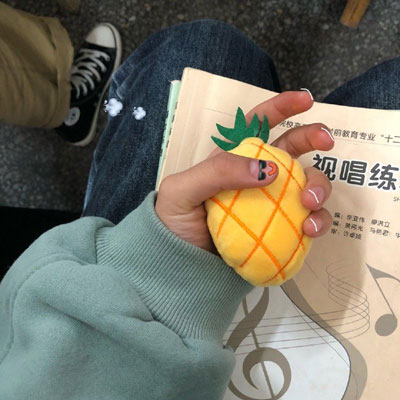 女头部位不露脸头像 优质干净的部位女头像