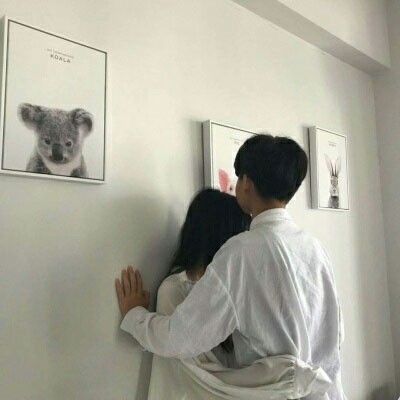 男女亲密拥抱背影图片大全 情头真人同框一对两张
